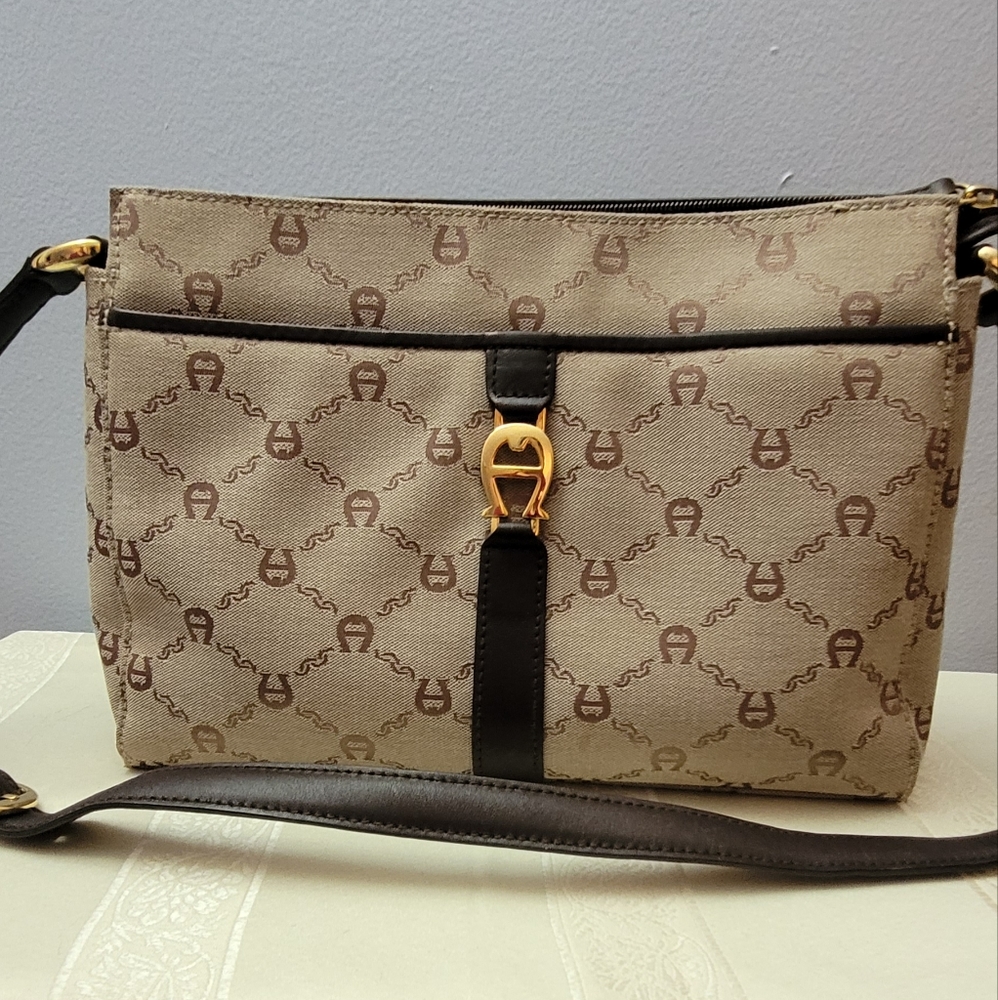 Etienne Aigner Signature Logo Crossbody Shoulder Bag with Leather Trim Gold Hard